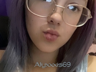 Alyxxxis69