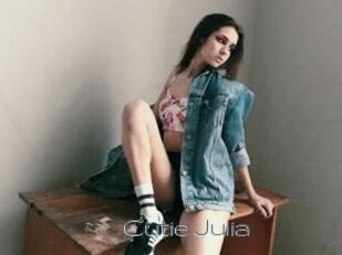 Cutie_Julia