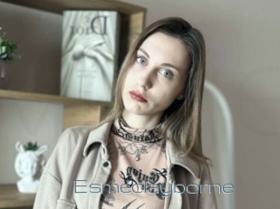 Esmeclayborne