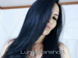 Luna_evanshott