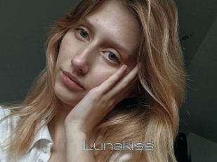 Lunakiss