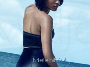 MelaniMai